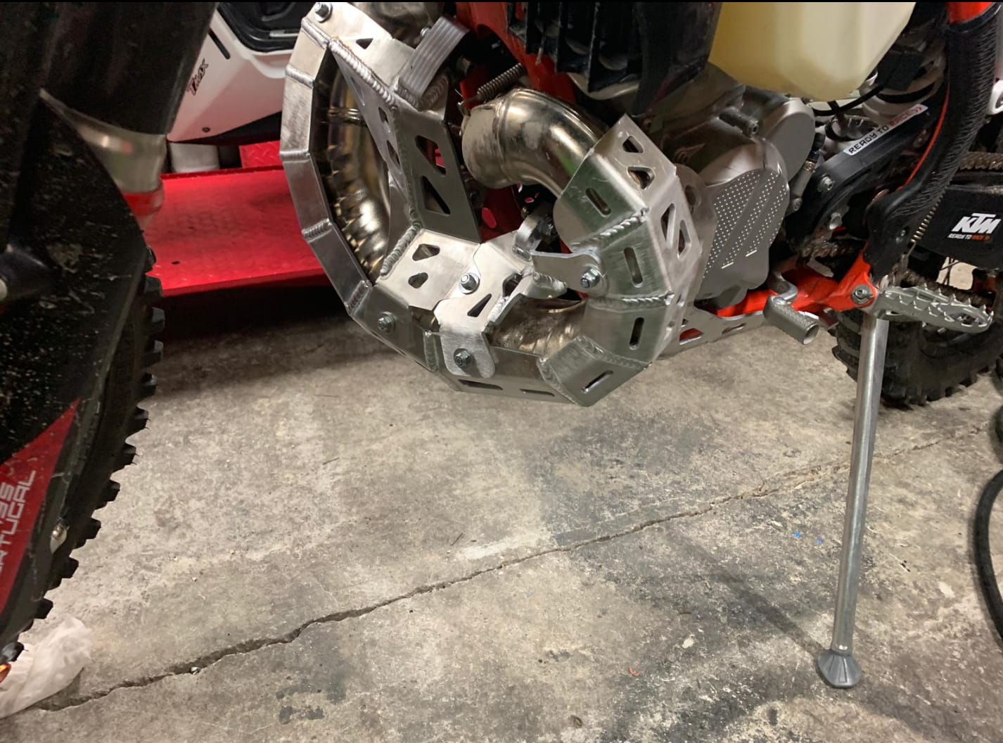 מגן מנוע משולב CARAPAKS לקטמ/הסקוורנה 250/300 לשנים 2017-2019 – תמונה 4