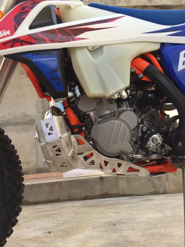 מגן מנוע משולב CARAPAKS לקטמ/הסקוורנה 250/300 לשנים 2017-2019 – תמונה 6