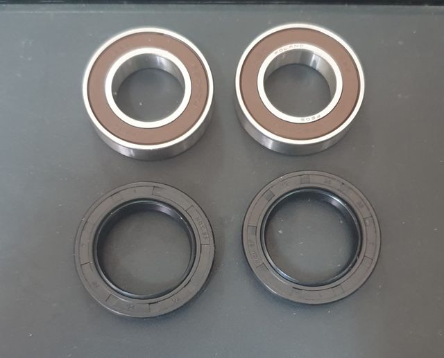 סט מיסבים+מחזירי אבק גלגל קדמי CRF250/450R 02-22